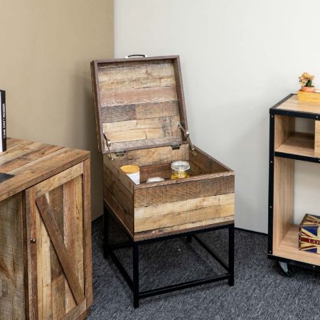 Espaço de gabinete de 45 cm x 45 cm. Utiliza design de caixa tipo concha. A alça é feita de couro artificial com metal galvanizado. Há 4 ferragens estruturais no eixo para aumentar a durabilidade geral.